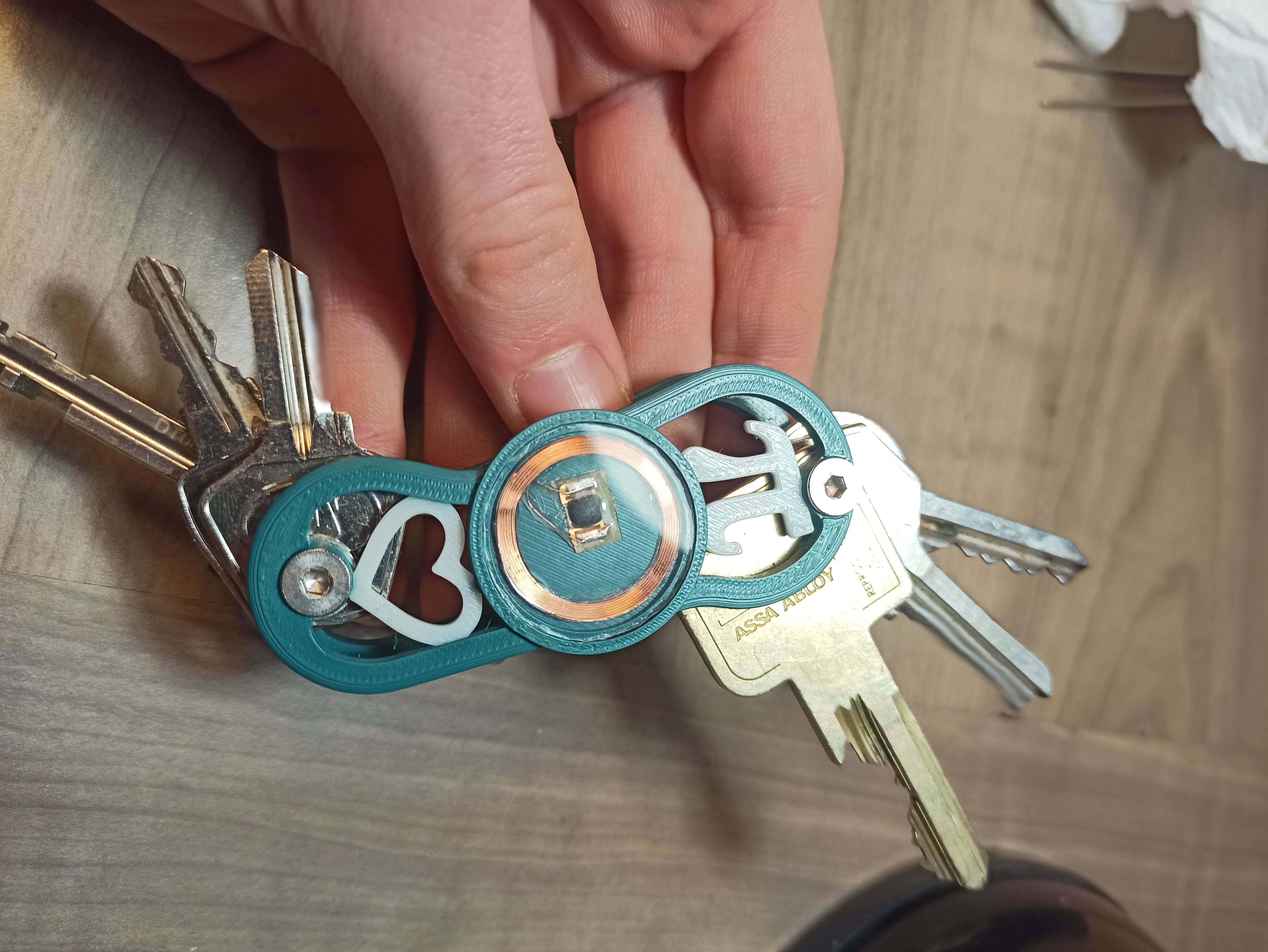 key Companion fanned out keys